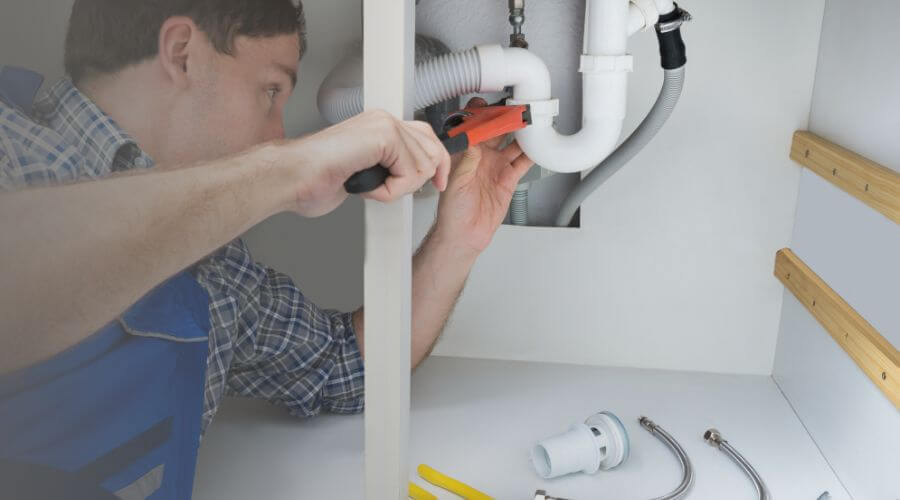 Expert burst pipe repair services in Valley Springs, AR